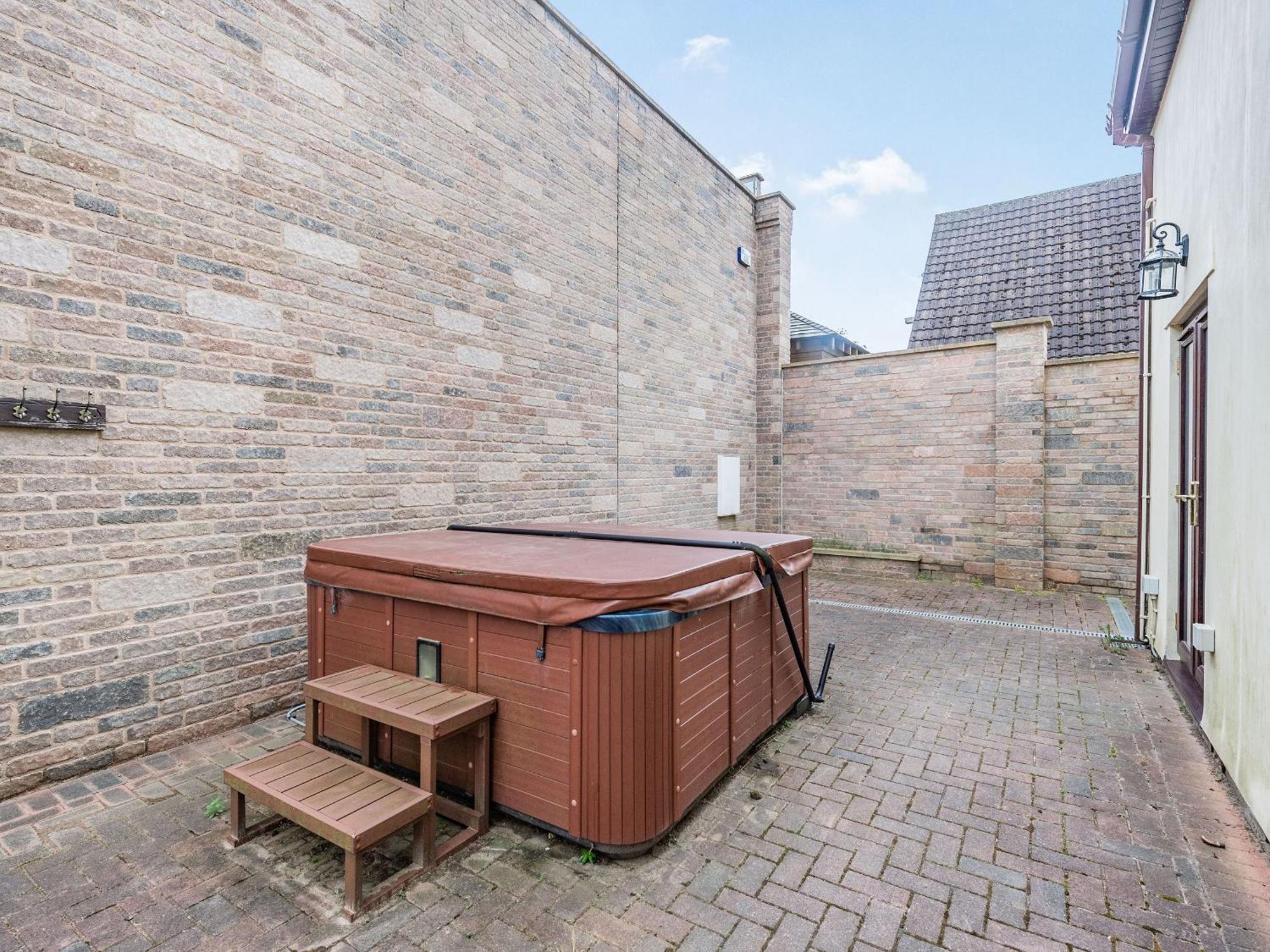 Paradise Cinderford Exterior photo